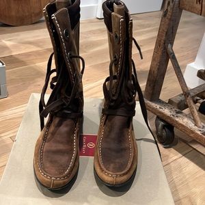 Cole Haan lace up leather boots size 91/2